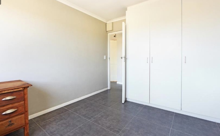 1 Bedroom Property for Sale in Table View Western Cape